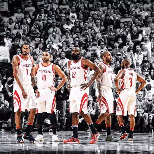 在迈阿密站 在迈阿密站