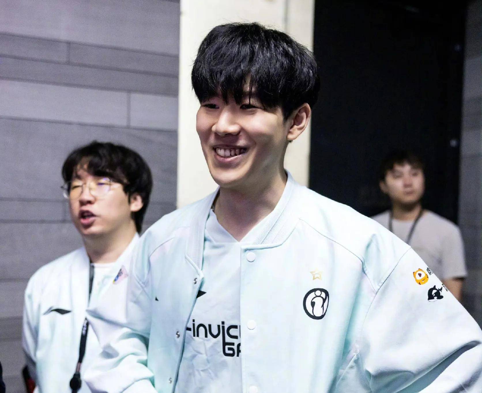 成为一个全 成为一个全