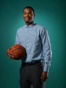 我们不难发 我们不难发