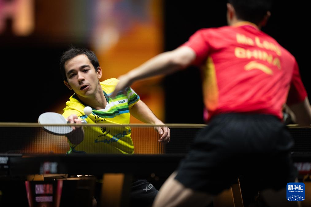 超越数据的 超越数据的